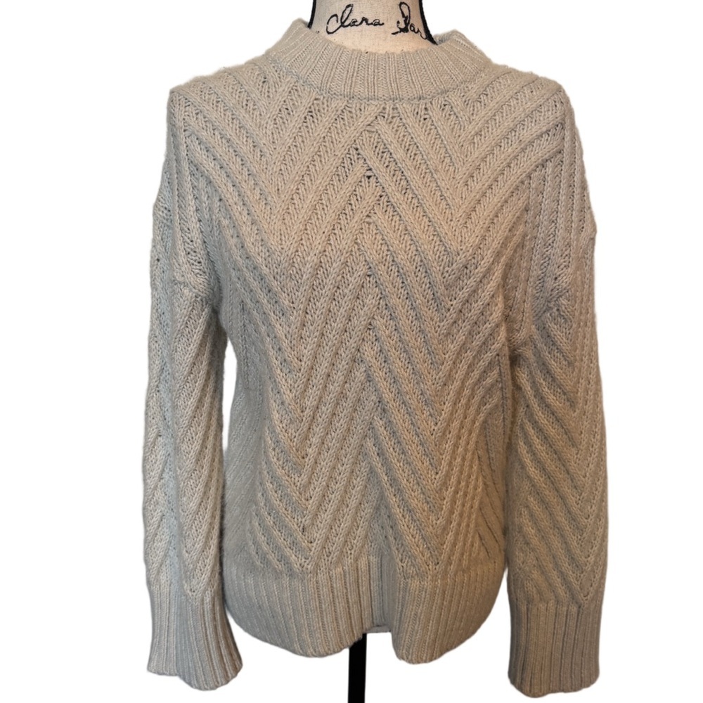 A New Day Women’s Cream Chunky Knit Sweater Size Small